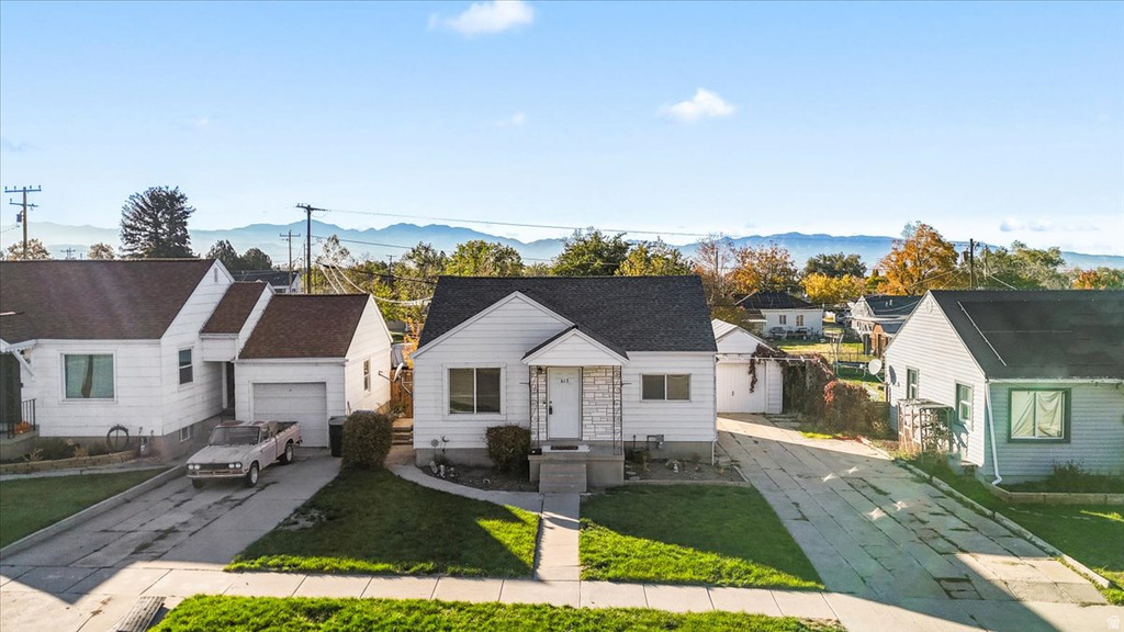 413 N PARKWAY AVE Tooele, UT 84074