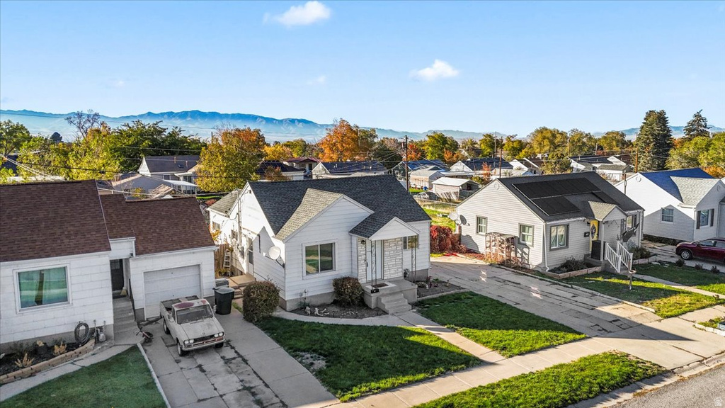 413 N PARKWAY AVE Tooele, UT 84074