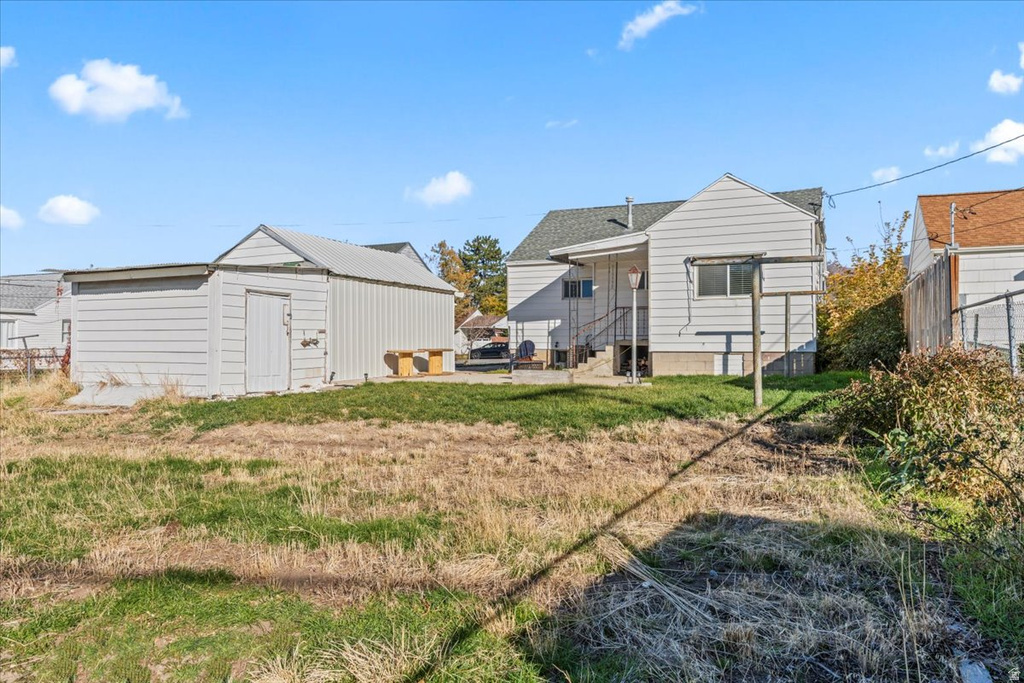 413 N PARKWAY AVE Tooele, UT 84074