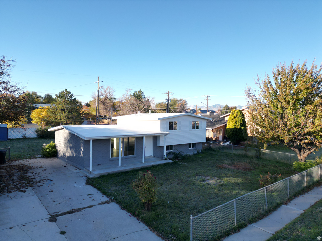 2171 W KIRKHAM WAY Taylorsville, UT 84129