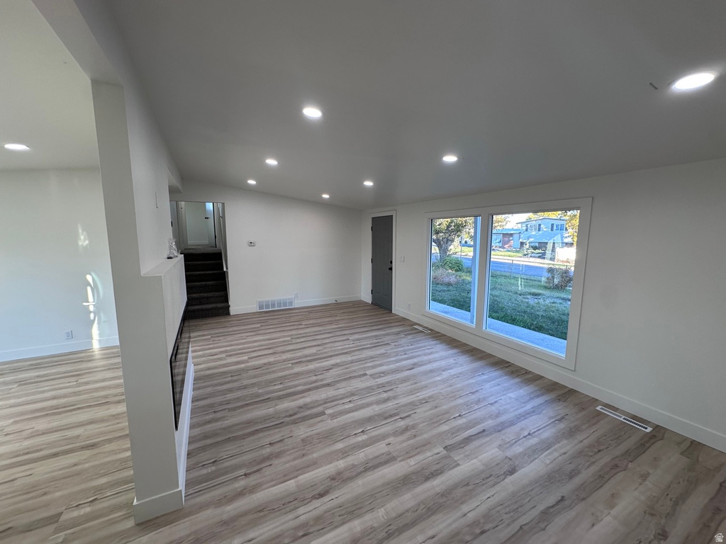 2171 W KIRKHAM WAY Taylorsville, UT 84129