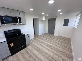 2171 W KIRKHAM WAY Taylorsville, UT 84129