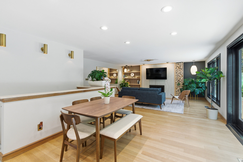 Photo 21 for MLS #2120786 at 3936 E Viewcrest Dr