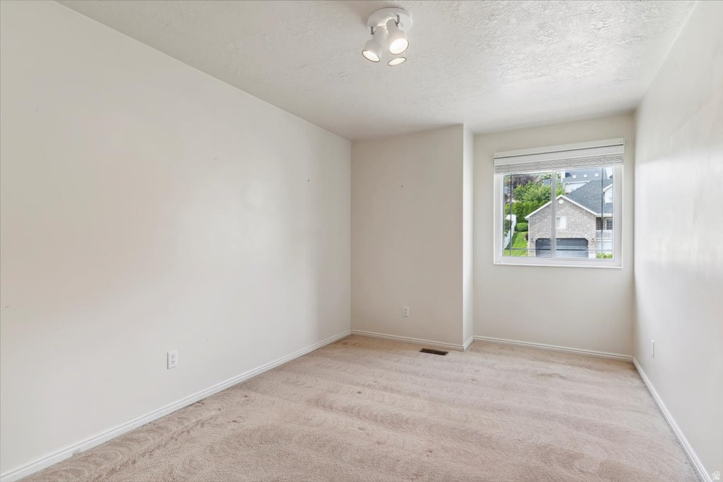 497 E 3525 N North Ogden, UT 84414