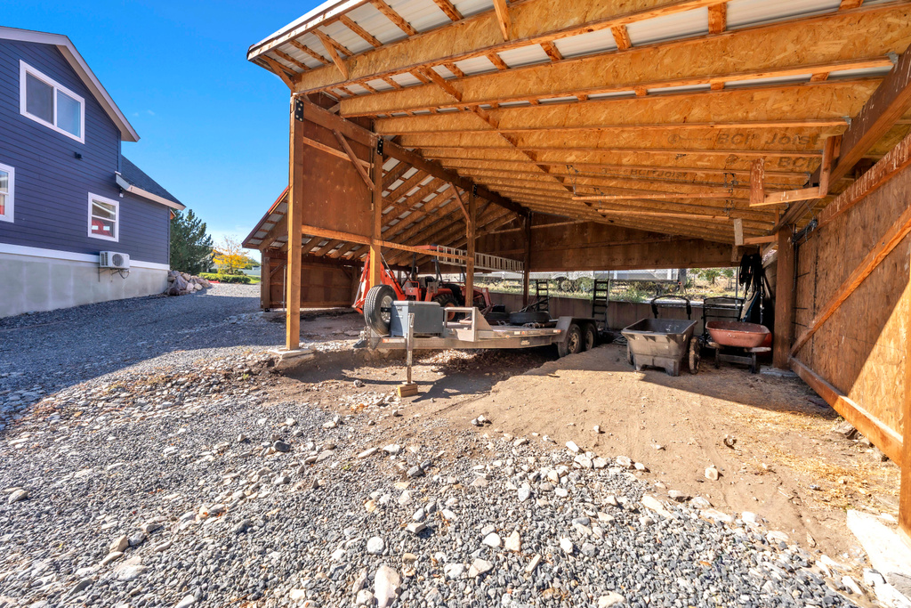 550 N 200 E Wellsville, UT 84339