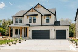 927 W MOTOR VU DR #204 Riverdale, UT 84405