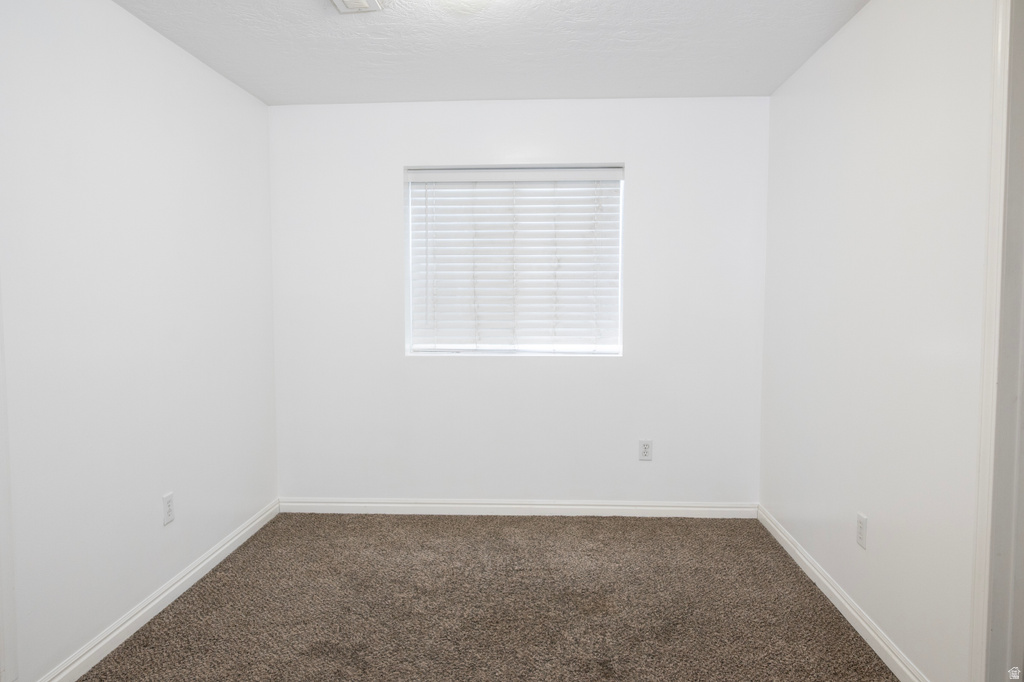 5466 W TICKLEGRASS RD West Jordan, UT 84084