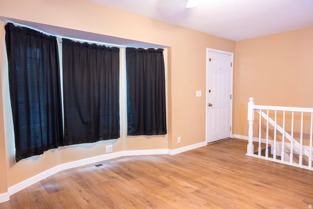 5466 W TICKLEGRASS RD West Jordan, UT 84084