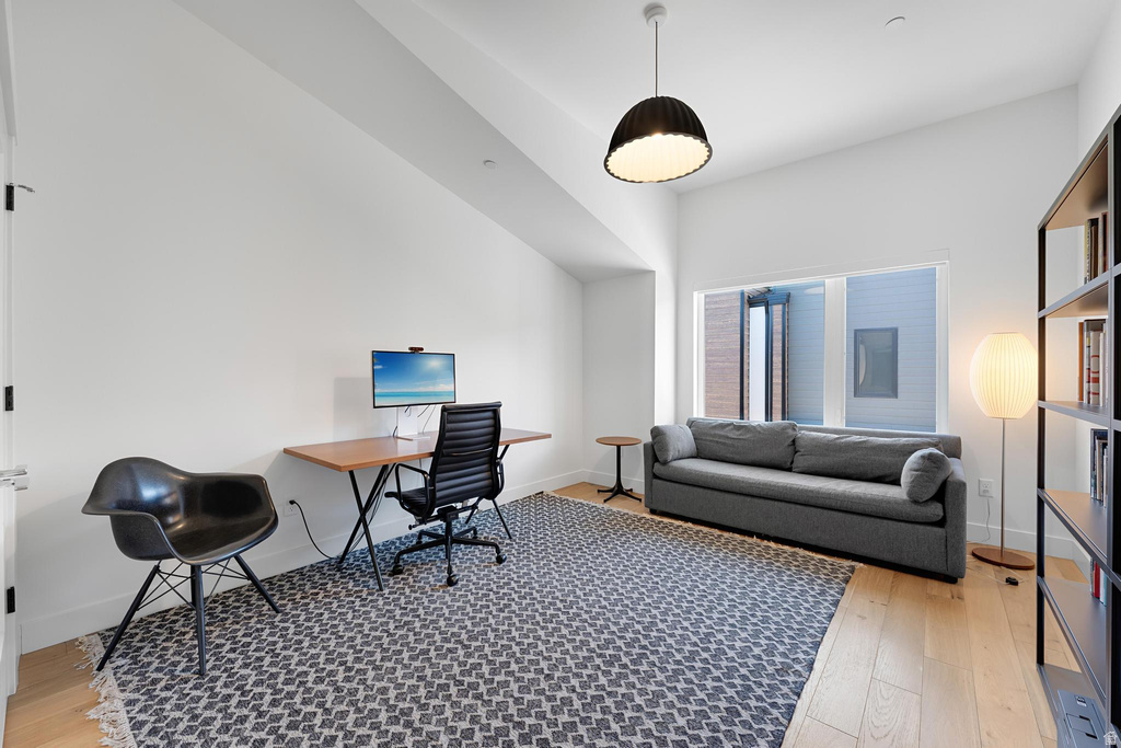 8254 N SANDALWOOD LN #234 Snyderville, UT 84098