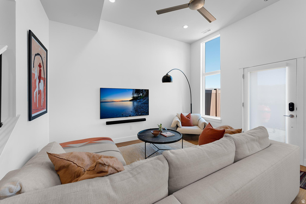 8254 N SANDALWOOD LN #234 Snyderville, UT 84098