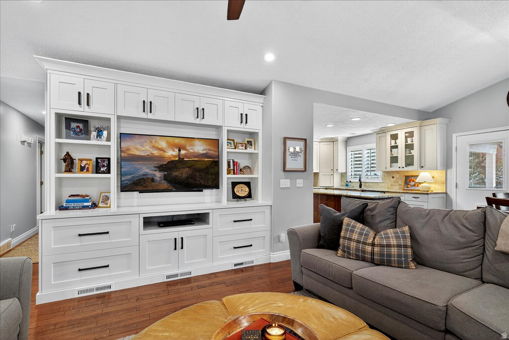 455 W 2025 N Centerville, UT 84014