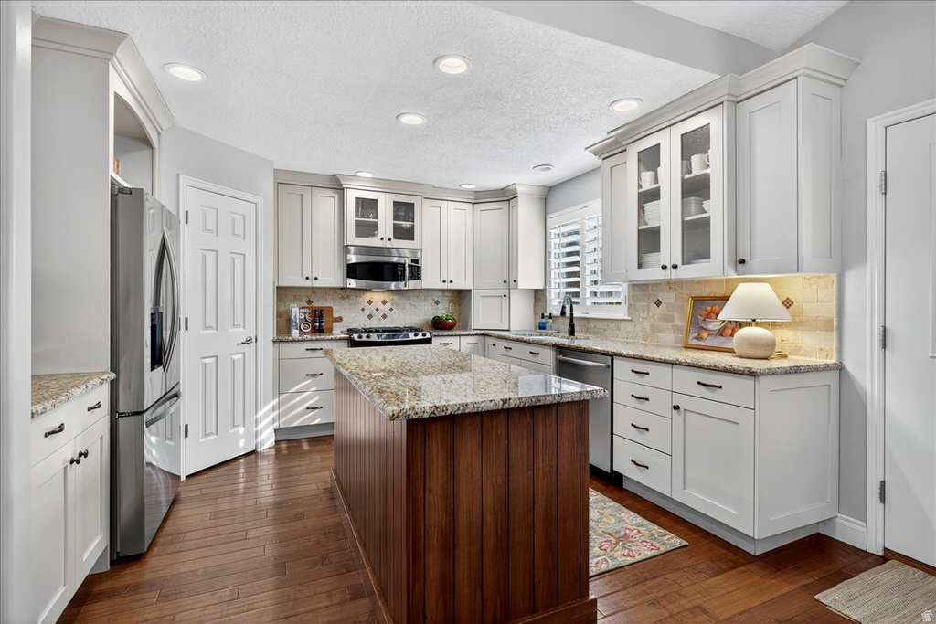 455 W 2025 N Centerville, UT 84014