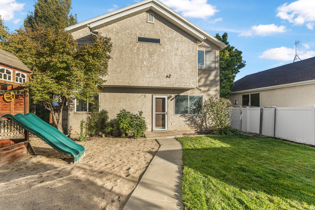 11880 S LANDOU DR Draper, UT 84020