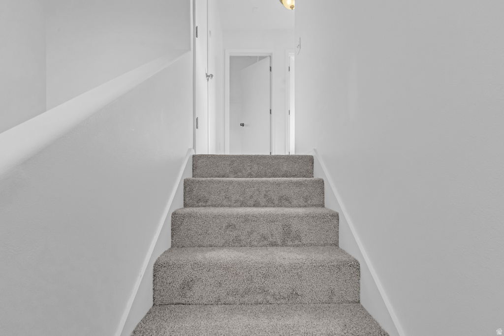 11880 S LANDOU DR Draper, UT 84020