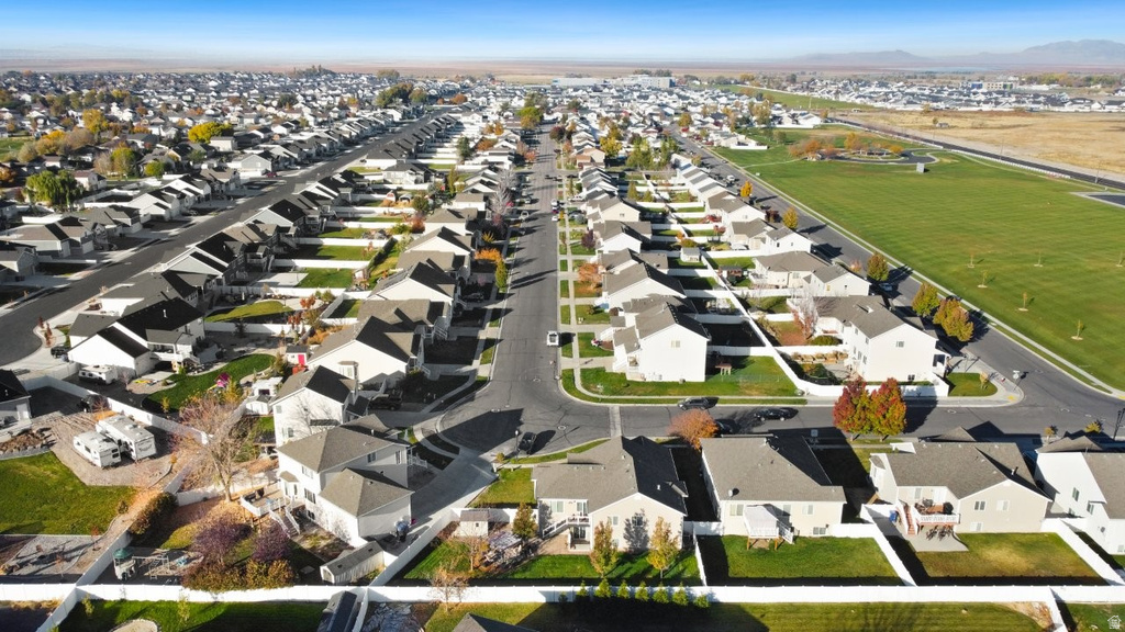 851 S 3525 W Syracuse, UT 84075