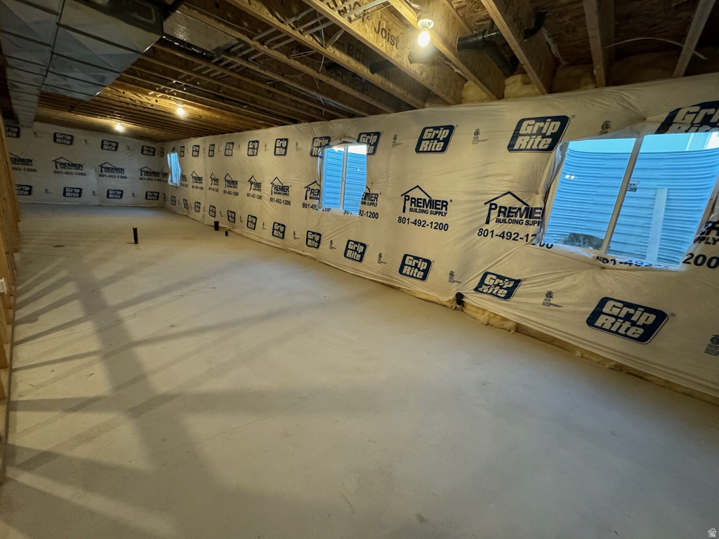 4183 W 1575 ST #205 Ogden, UT 84404