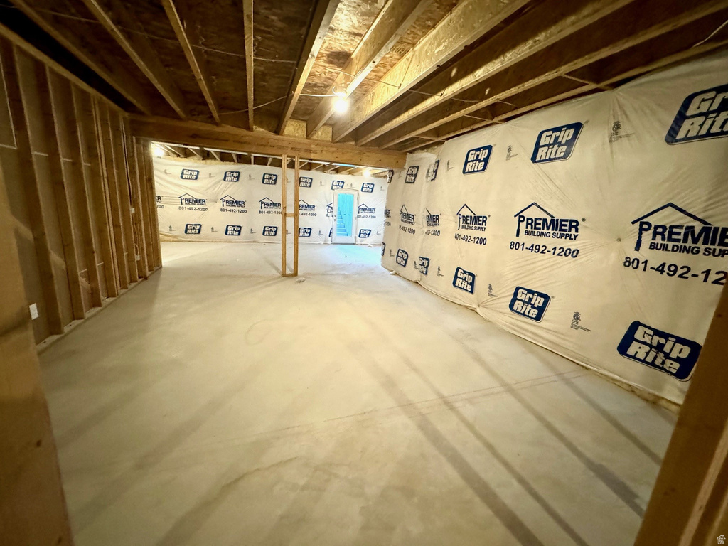 4183 W 1575 ST #205 Ogden, UT 84404