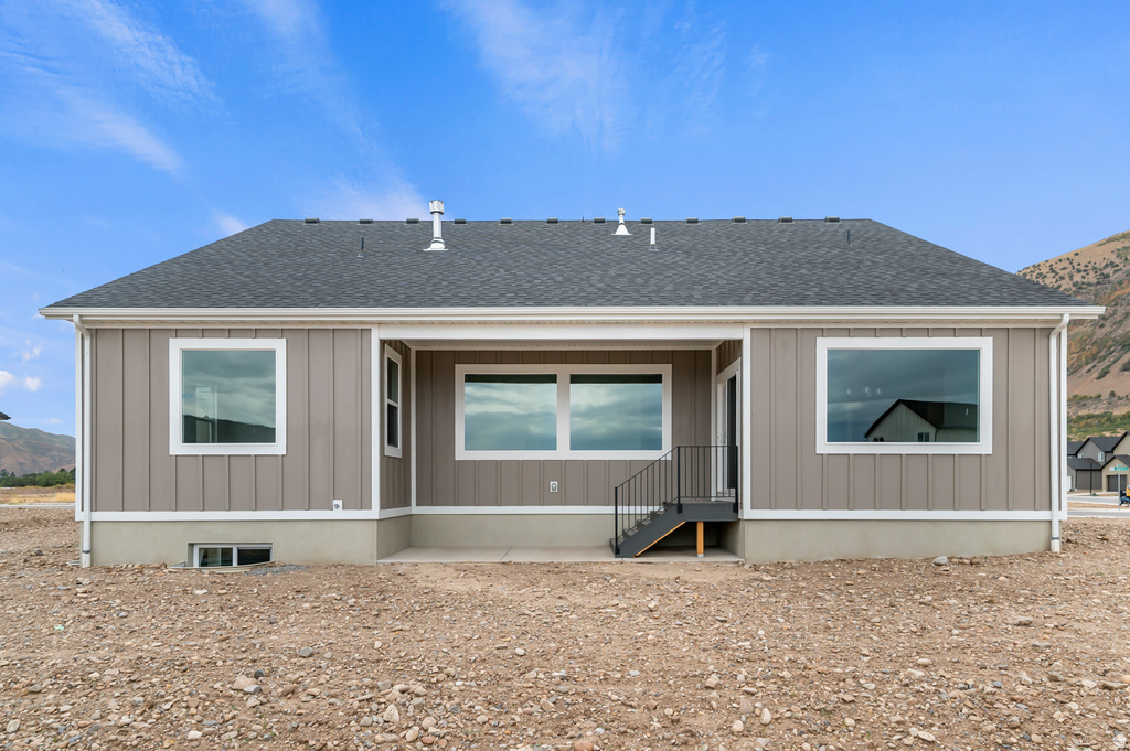 4183 W 1575 ST #205 Ogden, UT 84404