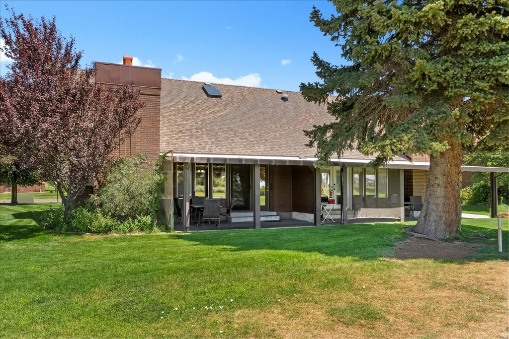 307 WILLOW WAY Pleasant View, UT 84414