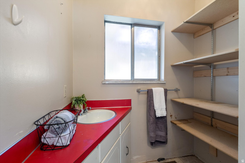 295 N 200 E Nephi, UT 84648