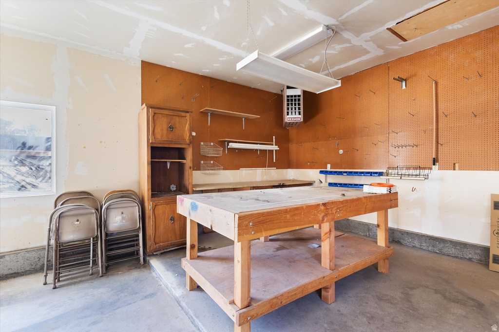 295 N 200 E Nephi, UT 84648