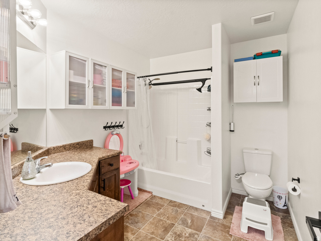 811 E SANDHILL CT Lehi, UT 84043