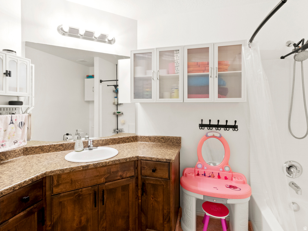 811 E SANDHILL CT Lehi, UT 84043