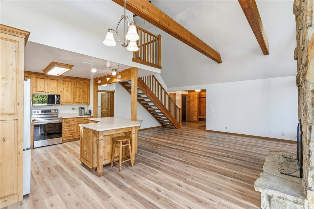 2050 E 6535 S Cottonwood Heights, UT 84121