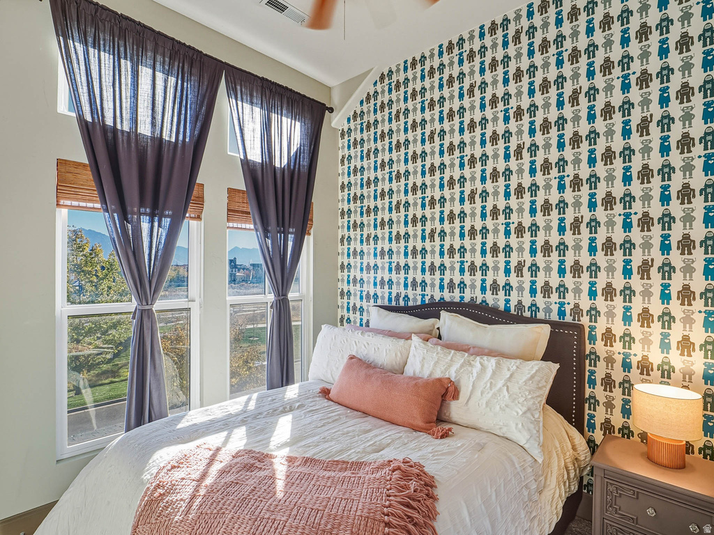 10566 S LAKE AVE South Jordan, UT 84009