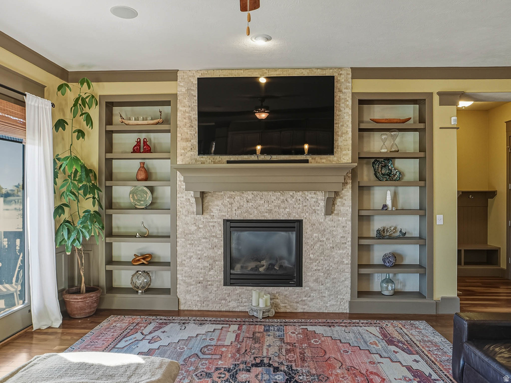 10566 S LAKE AVE South Jordan, UT 84009