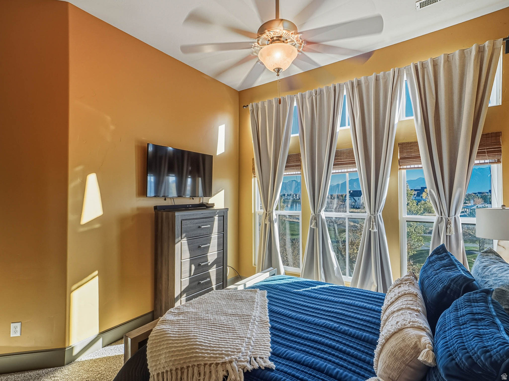 10566 S LAKE AVE South Jordan, UT 84009