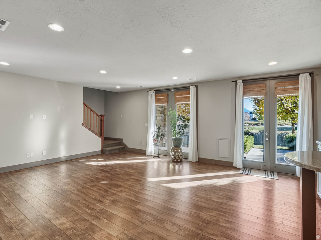 10566 S LAKE AVE South Jordan, UT 84009