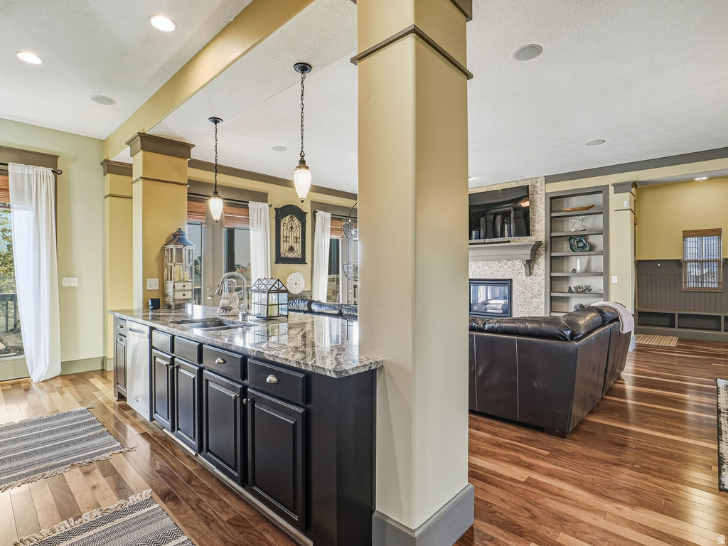 10566 S LAKE AVE South Jordan, UT 84009