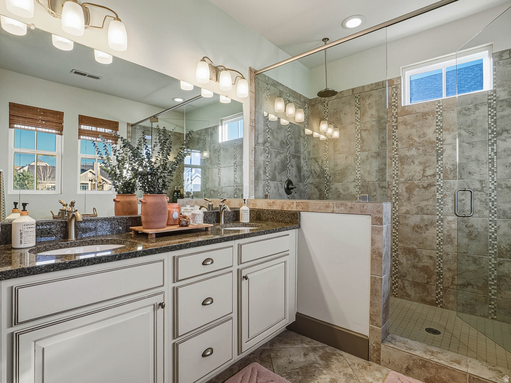 10566 S LAKE AVE South Jordan, UT 84009