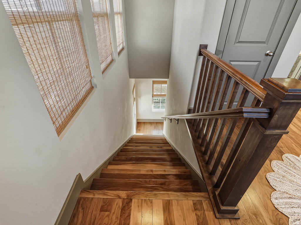 10566 S LAKE AVE South Jordan, UT 84009