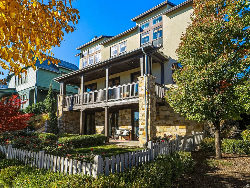 10566 S LAKE AVE South Jordan, UT 84009