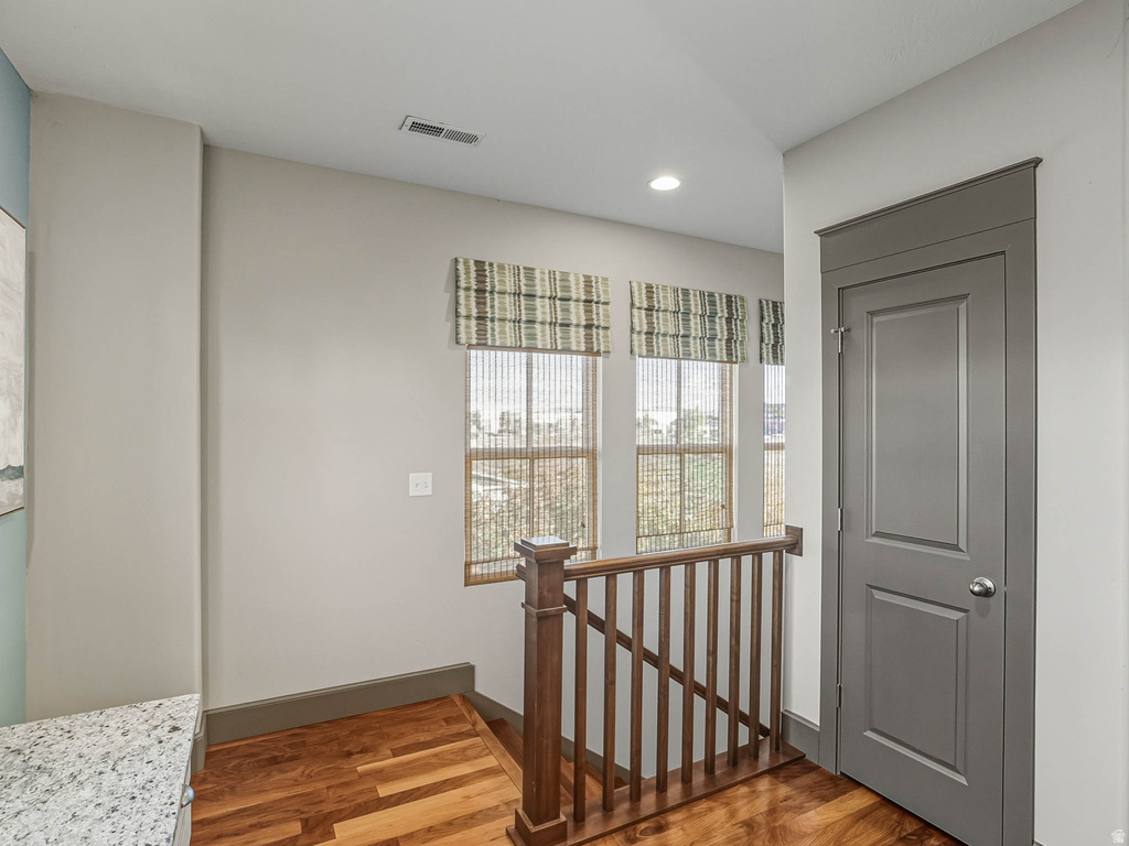 10566 S LAKE AVE South Jordan, UT 84009