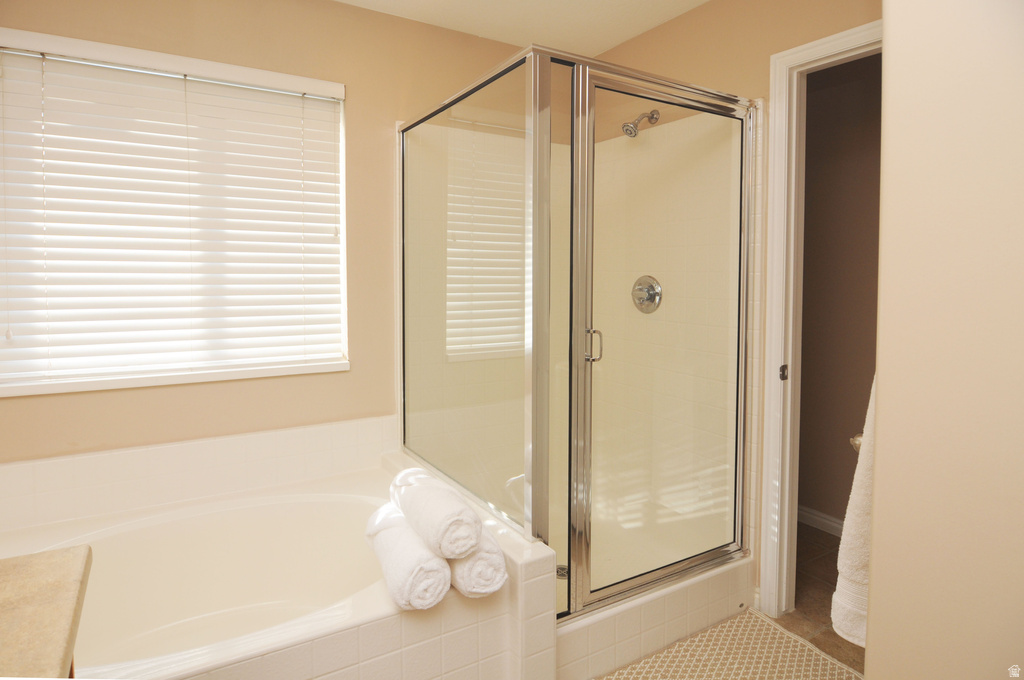 935 LONGLEAF DR North Salt Lake, UT 84054