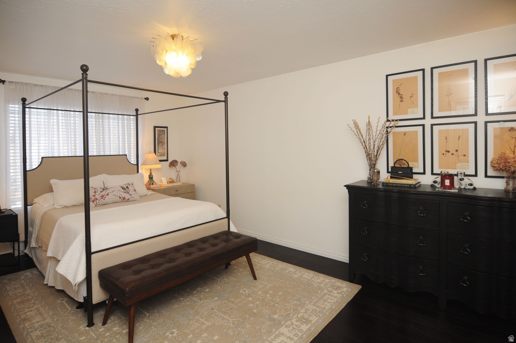 935 LONGLEAF DR North Salt Lake, UT 84054