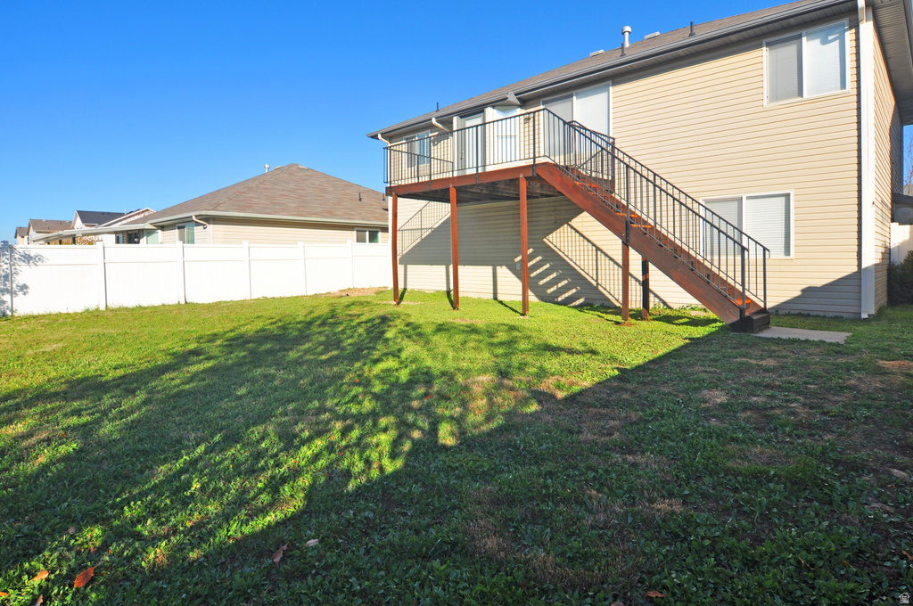 935 LONGLEAF DR North Salt Lake, UT 84054