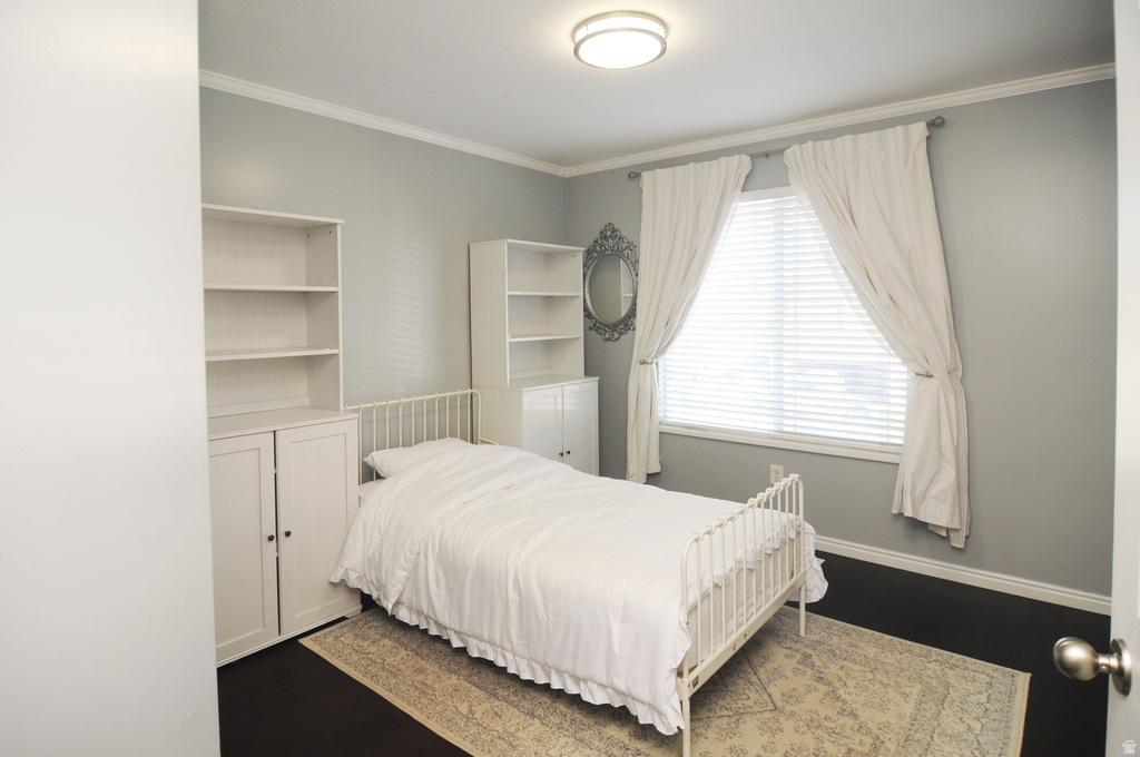 935 LONGLEAF DR North Salt Lake, UT 84054