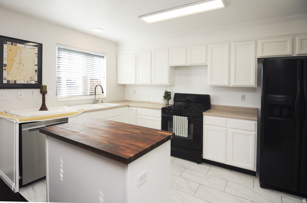 935 LONGLEAF DR North Salt Lake, UT 84054