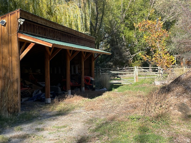 185 N WATERHOLE WAY Grantsville, UT 84029