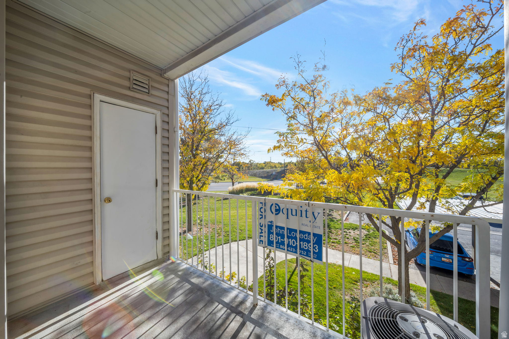 964 W BIG RIVER CT #UNIT 2 South Salt Lake, UT 84119