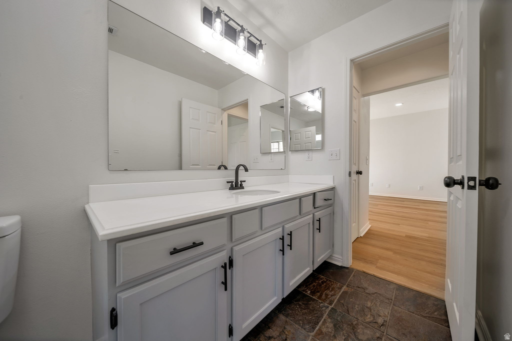 964 W BIG RIVER CT #UNIT 2 South Salt Lake, UT 84119