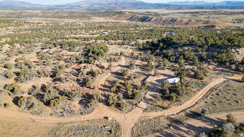 Aerial view of property\'s location with mountains