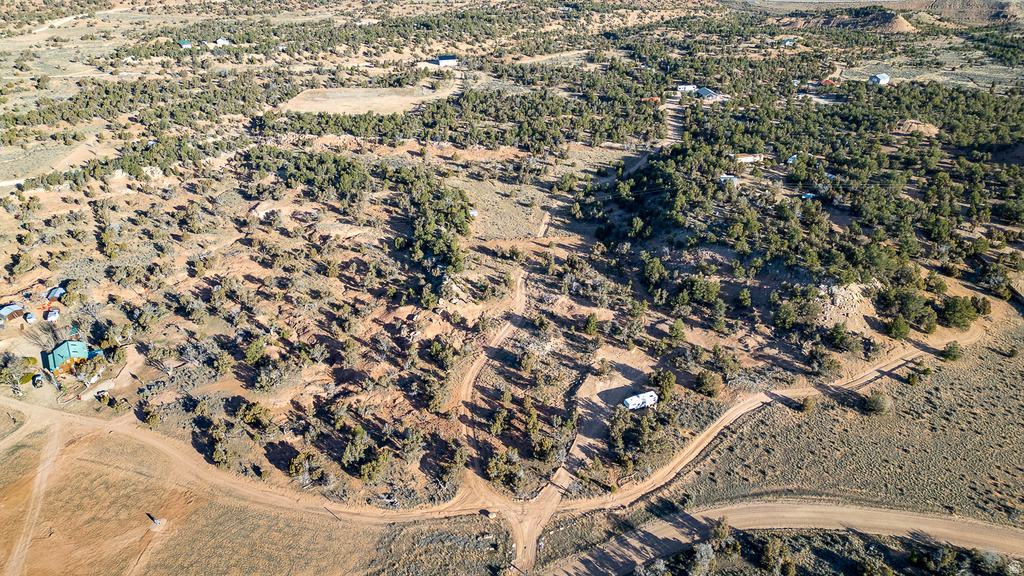 Aerial view of property and surrounding area