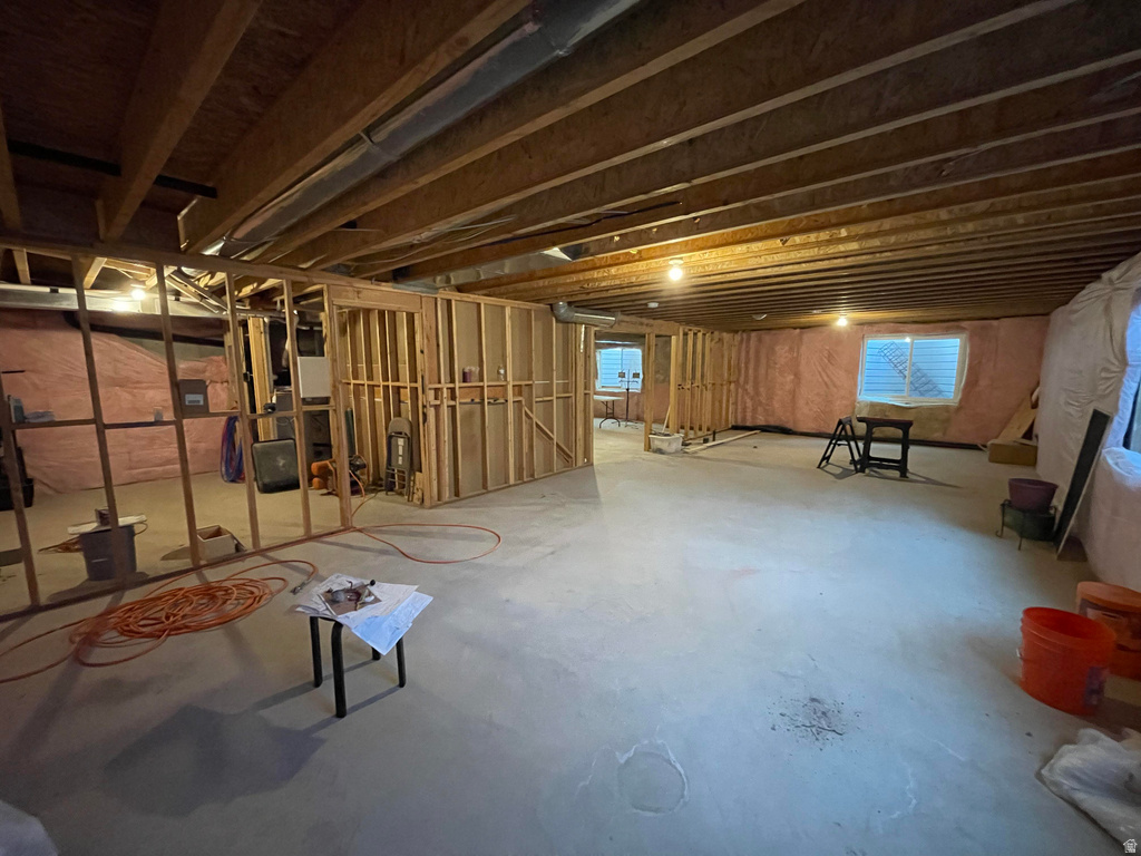 394 W PARKWAY DR Kaysville, UT 84037