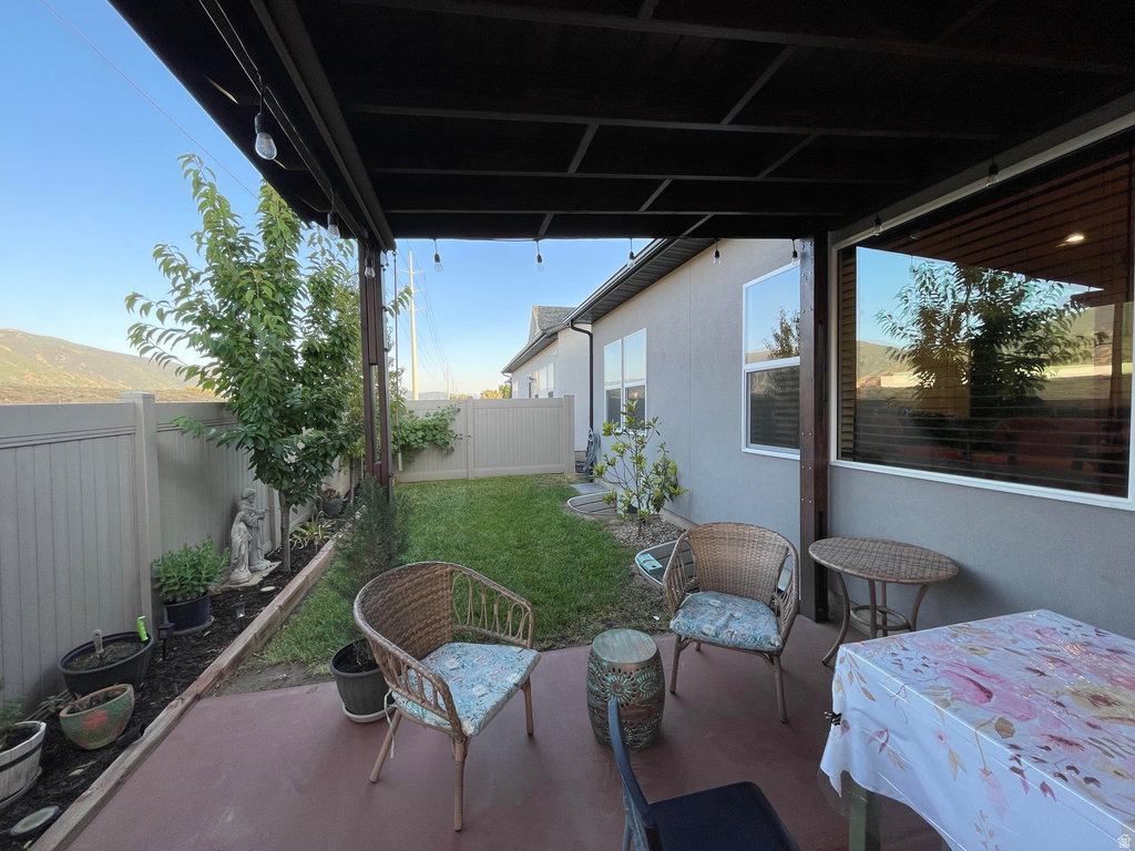 394 W PARKWAY DR Kaysville, UT 84037