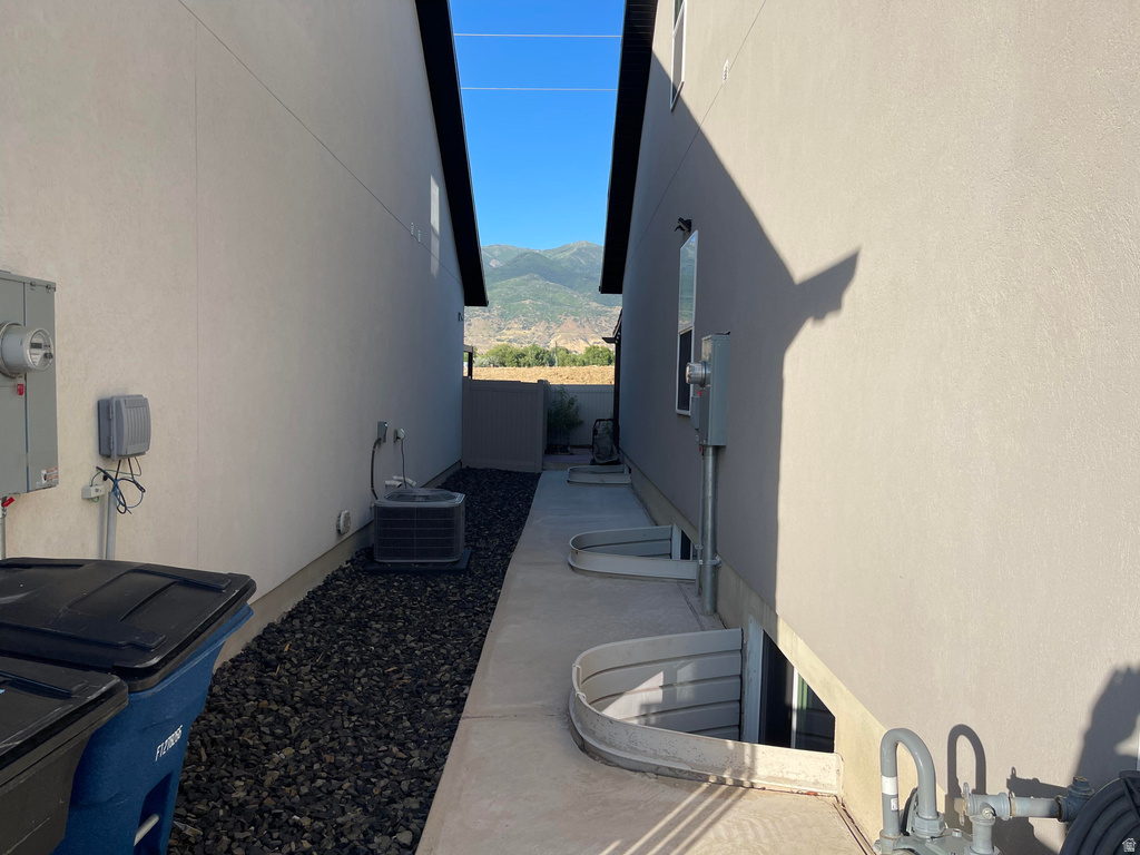 394 W PARKWAY DR Kaysville, UT 84037